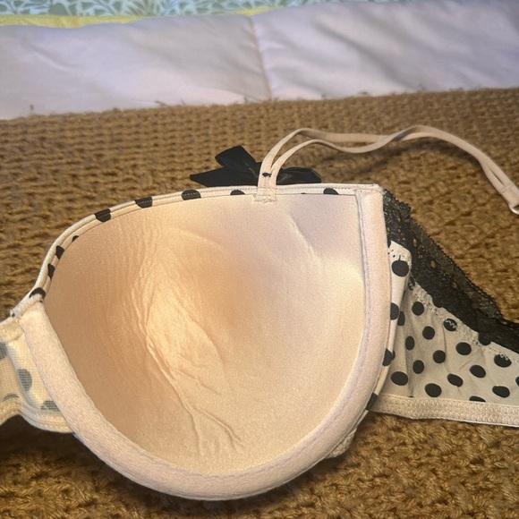 B.tempt’d woman’s bra size 36C polka dot black - Picture 9 of 9